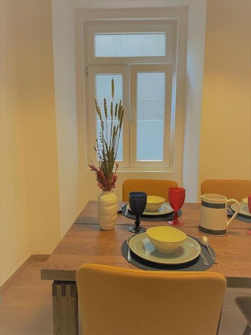 Charming Apartment With Pateo - Rituals&Routines Lisbon Luaran gambar