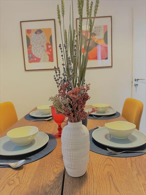 Charming Apartment With Pateo - Rituals&Routines Lisbon Luaran gambar